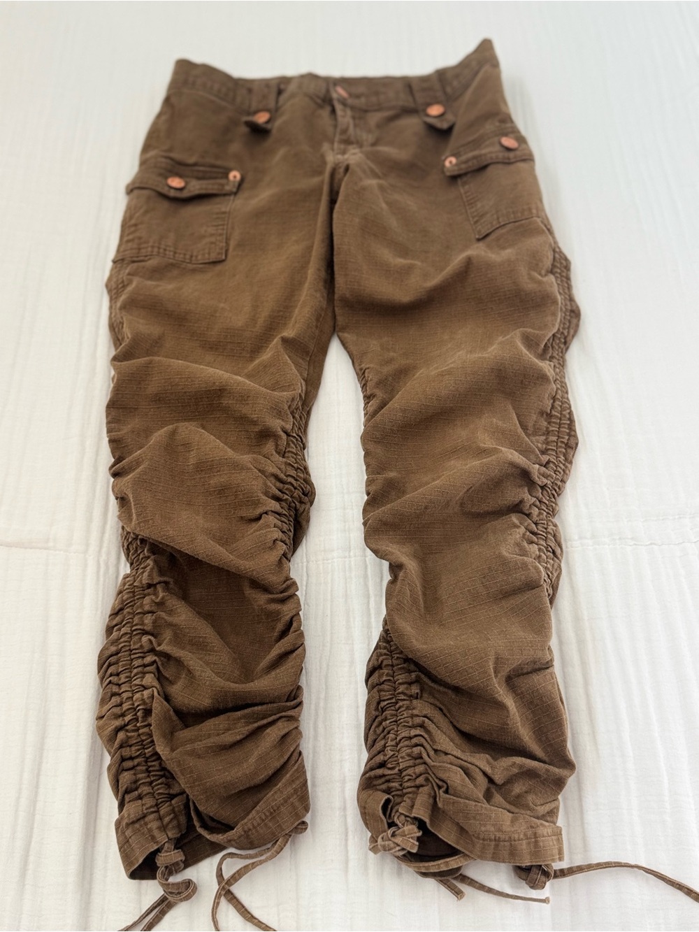 Rock & Republic Green Ruched Drawstring Capris